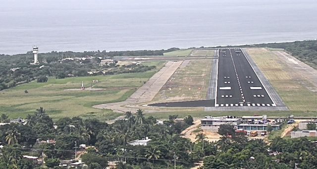 Puerto Escondido airport Photo courtesy of PXM