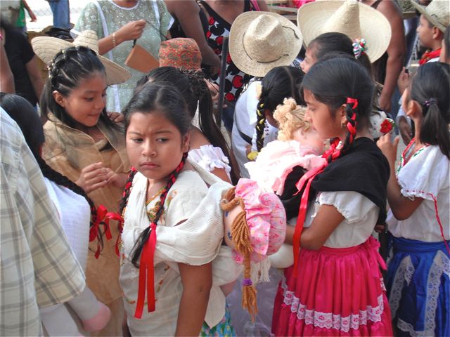 School children from
  Brisas de Zicatela on the Day of the Revolution, 2011
