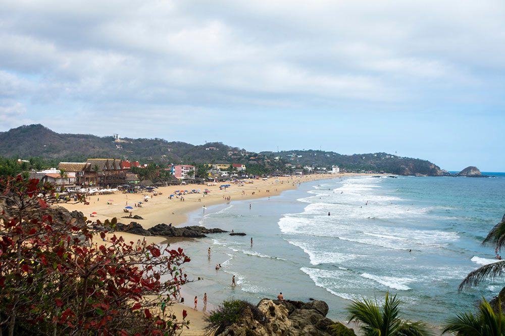 Zipolite beach and hotels.