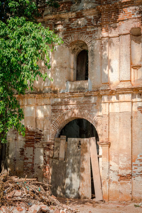The 19th century church in Sta. María Colotepec is now being restored.